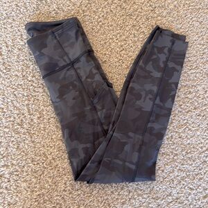 Lululemon Black Camo  Fast and Free 25” Leggings